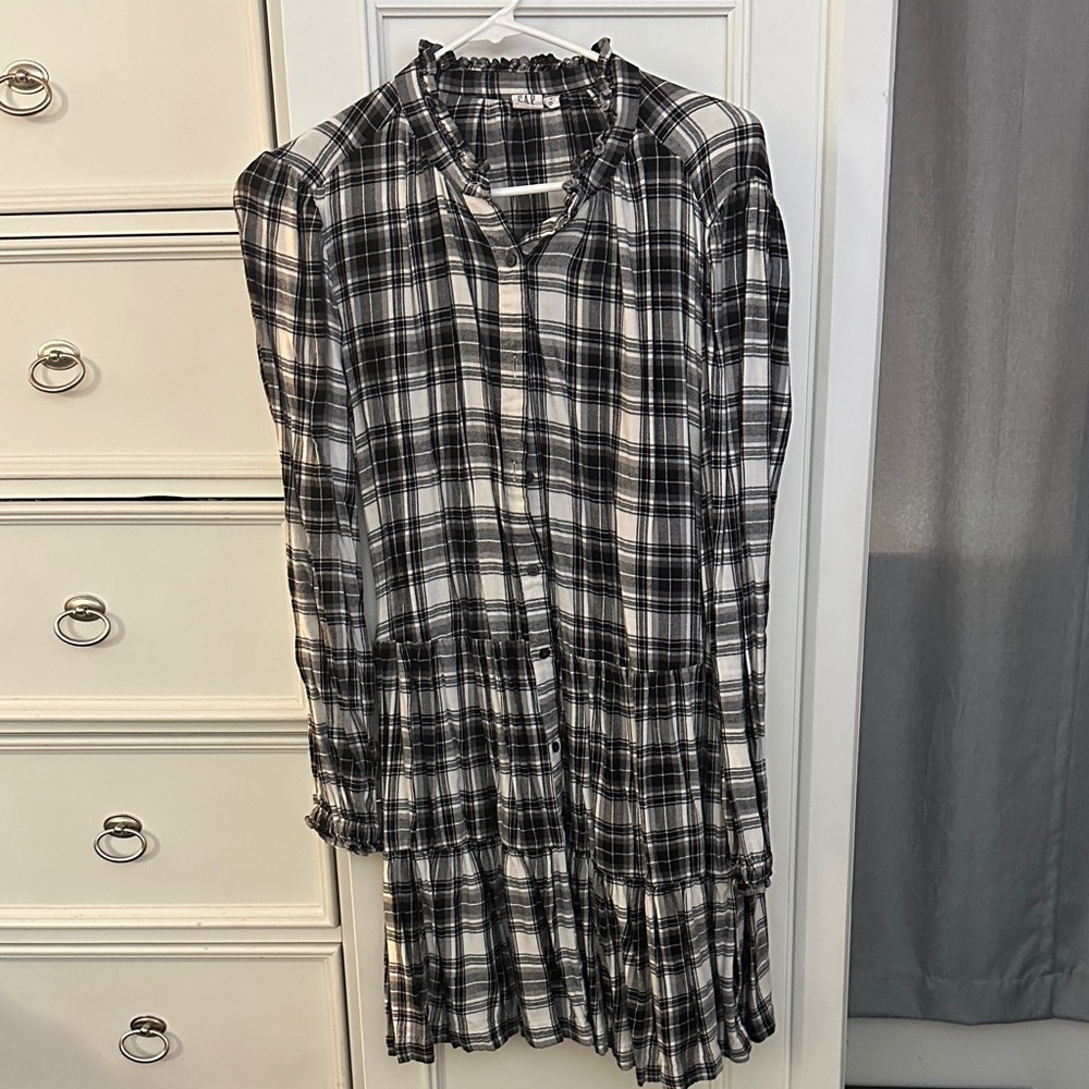 GAP Black and White Checkered Long Sleeve Dress